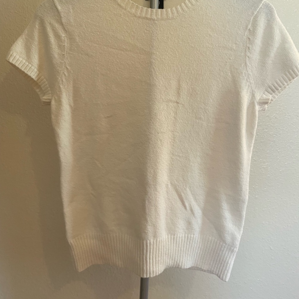 Gap shirt size medium